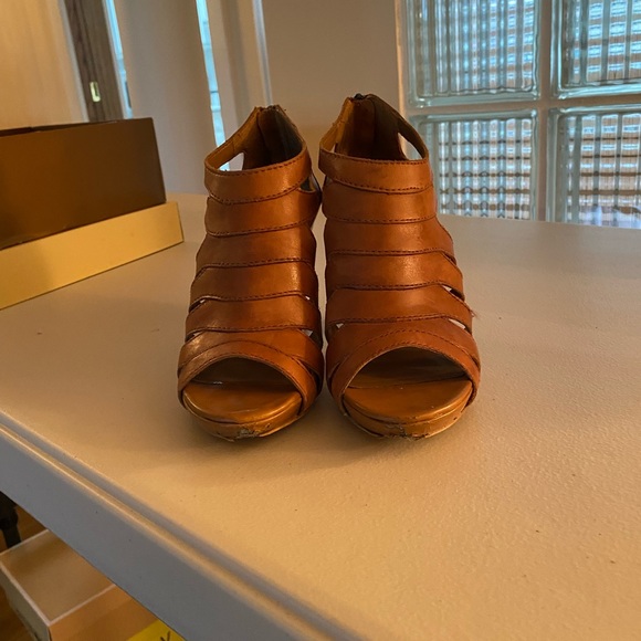 Franco Sarto sandals size 6 - Picture 7 of 8